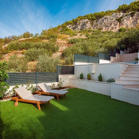 פיסק Villa Vruja מראה חיצוני תמונה
